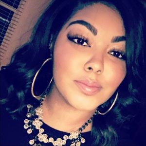 Meet your Posher, Aundrea